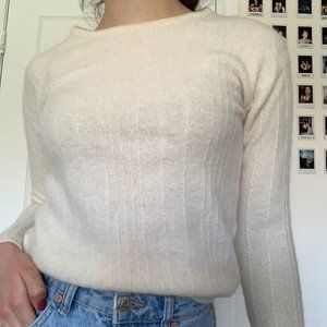 White cream sweater